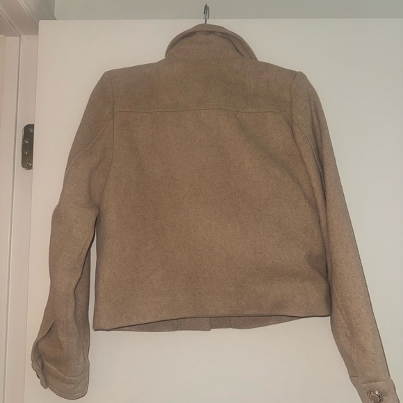 Divided Tan Jacket - Picture 2 of 4